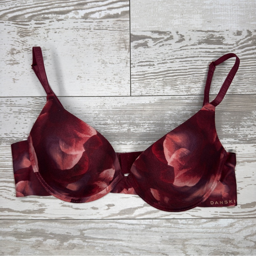 Danskin Intimates 36B‎ Burgundy Floral T-Shirt Bra Lightly Lined